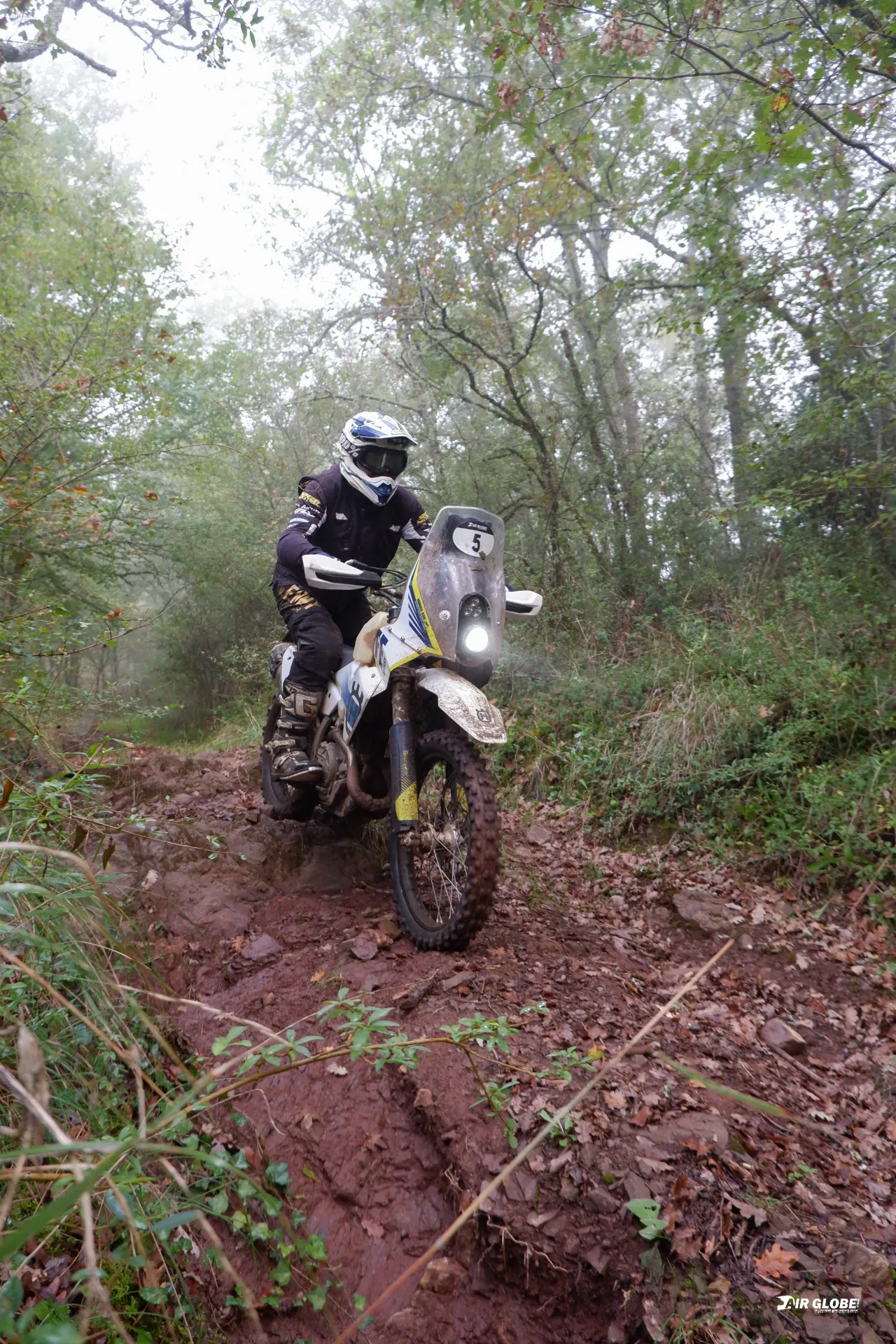 Rallye et raid moto au roadbook en France
